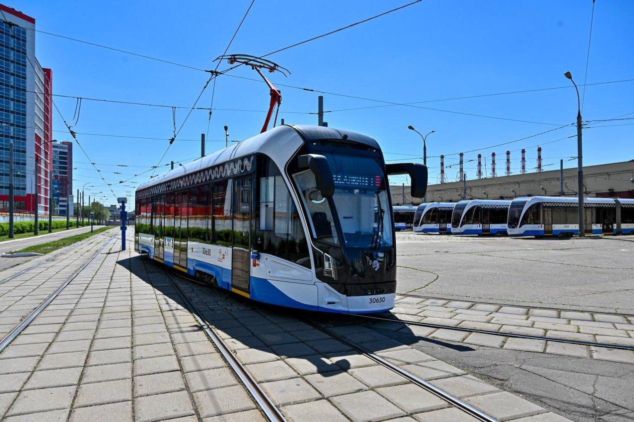 Первый беспилотный трамвай запустили в России