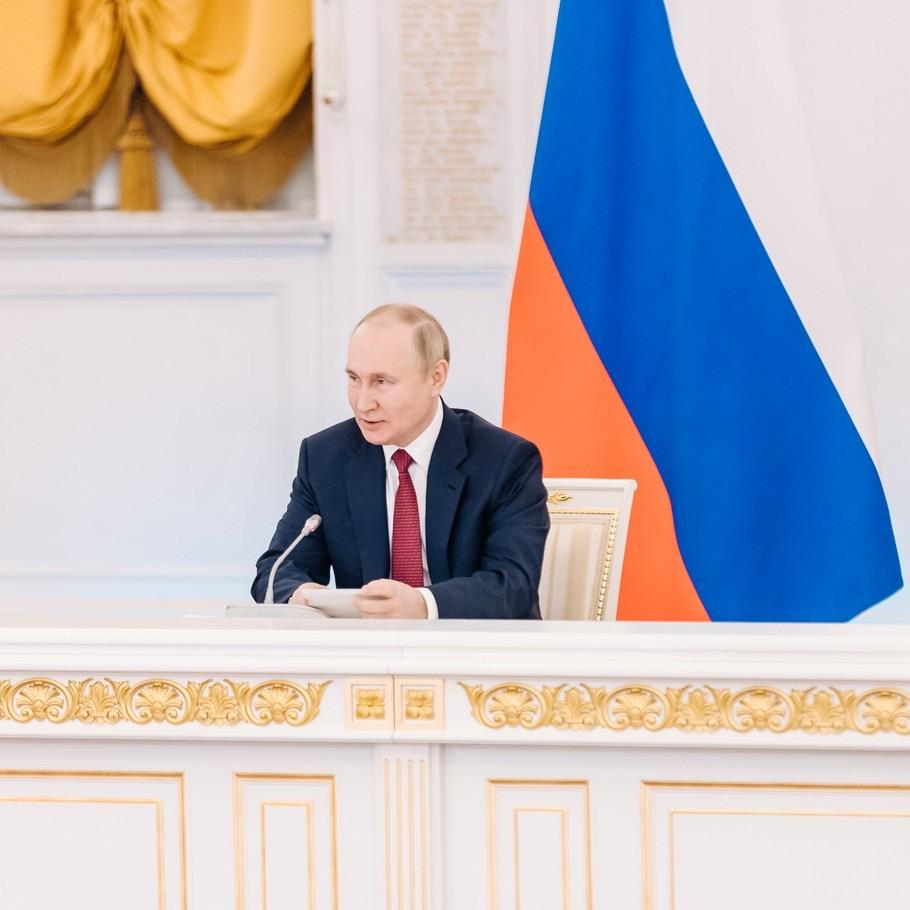 Президент Путин поддержал создание «Добро.Центров» во всех городах страны и поручил внедрить в вузах курс «Обучение служением»