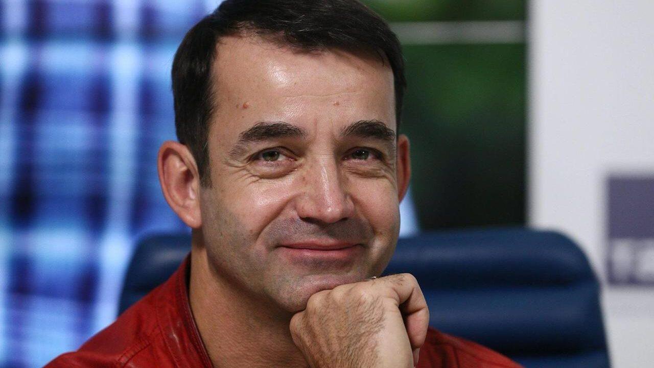 75 тысяч заплатил россиянин на благотворительном аукционе за встречу с Певцовым