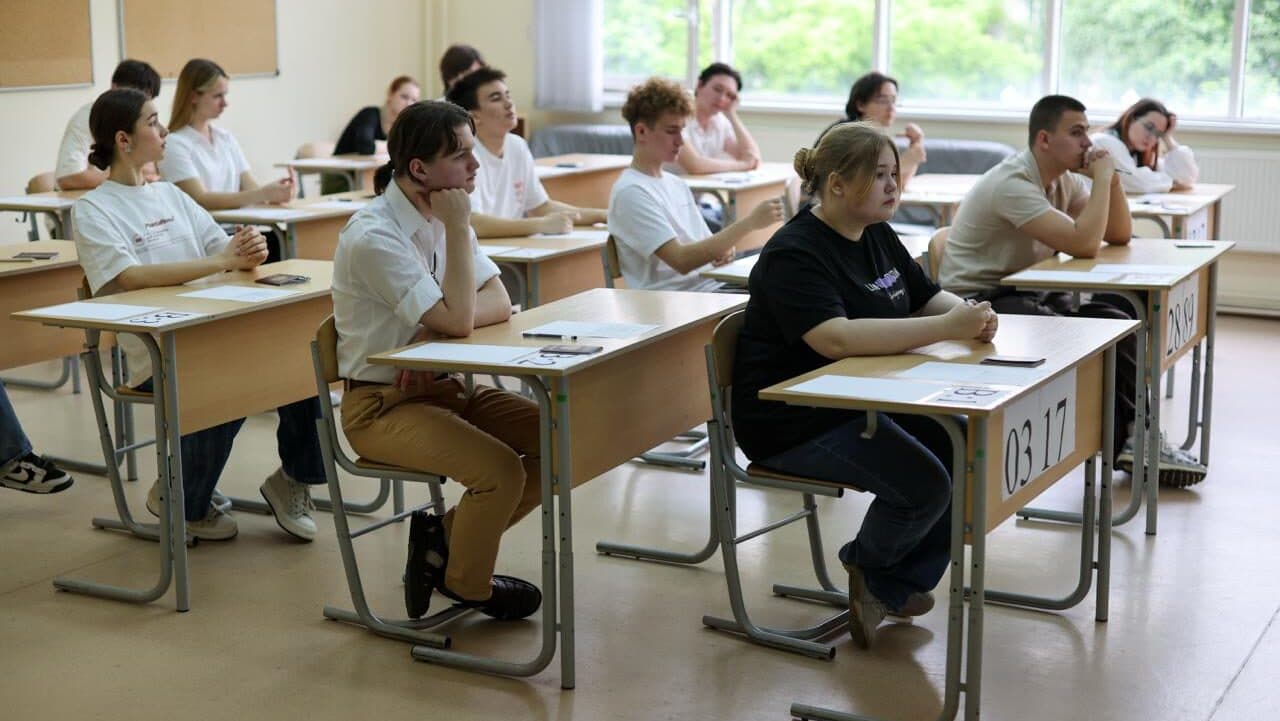 Игра ва-банк или второй шанс: стоит ли пересдавать ЕГЭ в 2025 году?