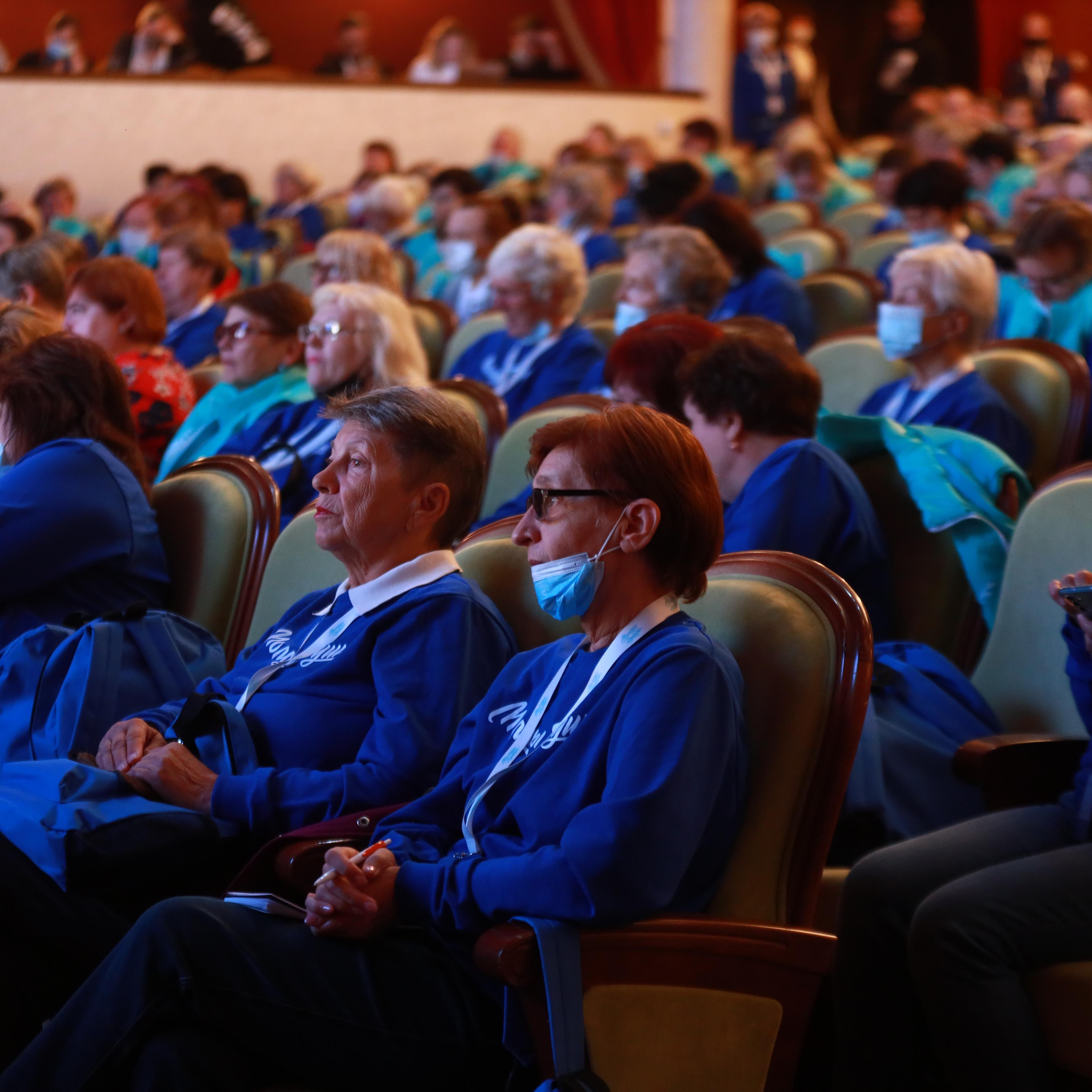 Инклюзия и взаимопомощь: В Тюмени проходит V Всероссийский форум «серебряных» волонтеров