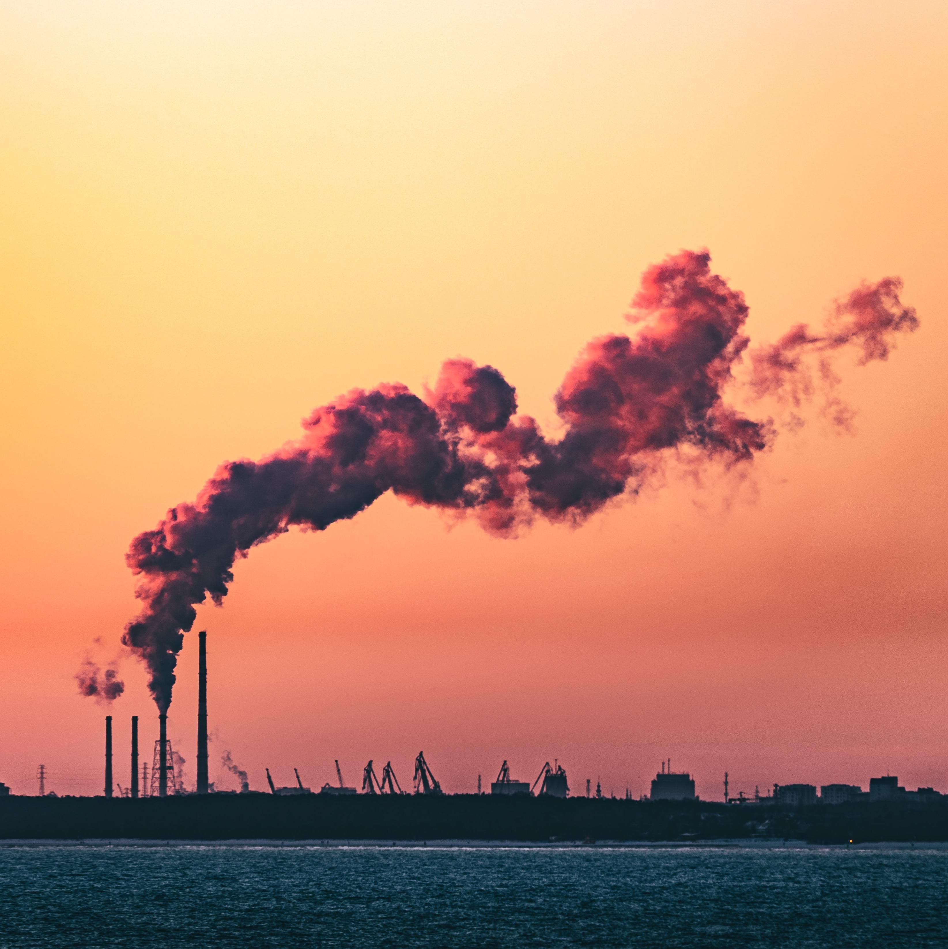 Предприятия Кузбасса снизят вредные выбросы в атмосферу