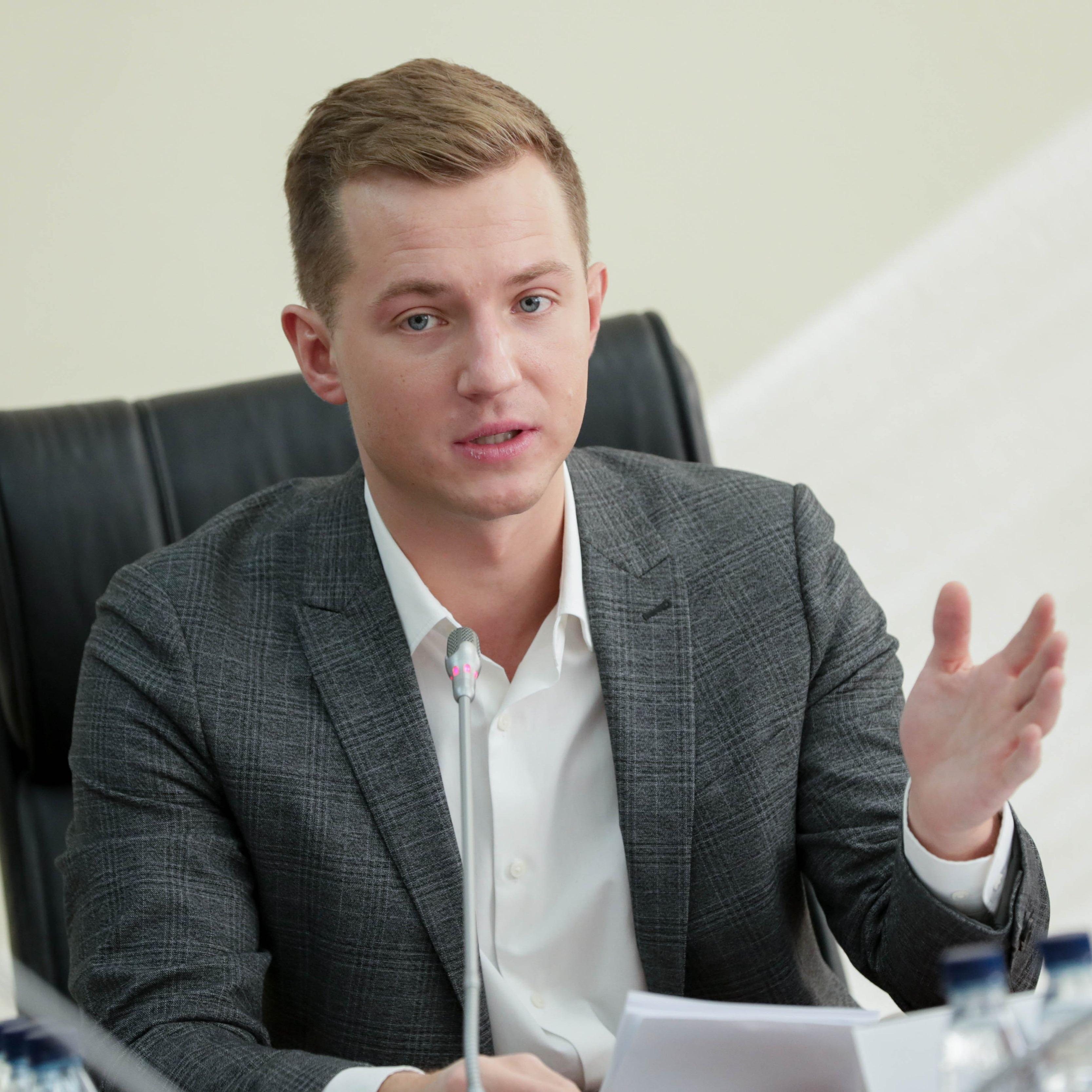Депутат Госдумы Артем Метелев призвал освободить от мобилизации аспирантов и студентов частных вузов и колледжей 