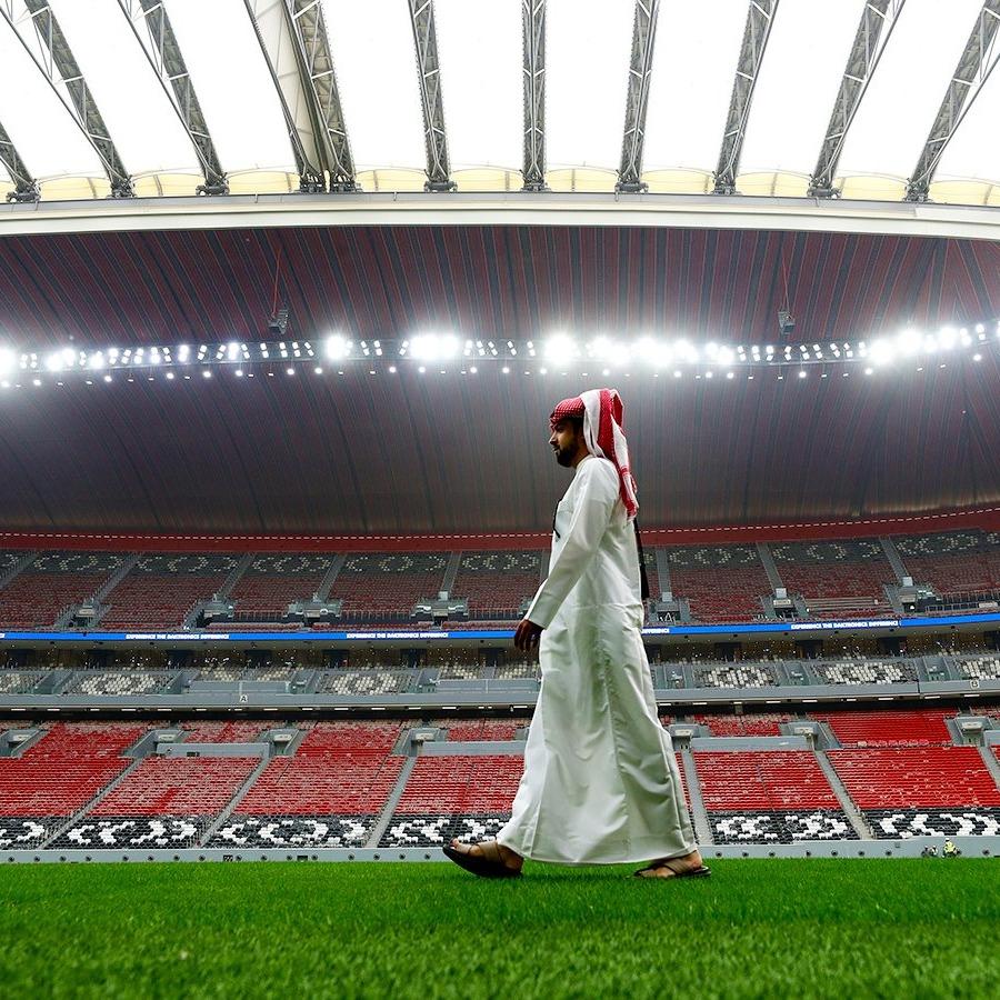 «Страха нет, есть лёгкое волнение»: волонтёры из России едут на чемпионат мира по футболу в Катаре