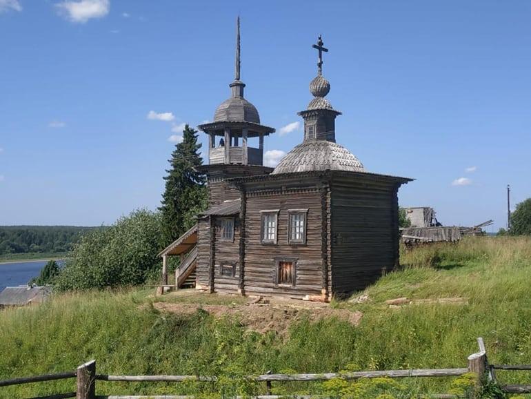 На страже культурного наследия: в Коми волонтёры спасли деревянную часовню, а в старинном нижегородском доме – нашли артефакты