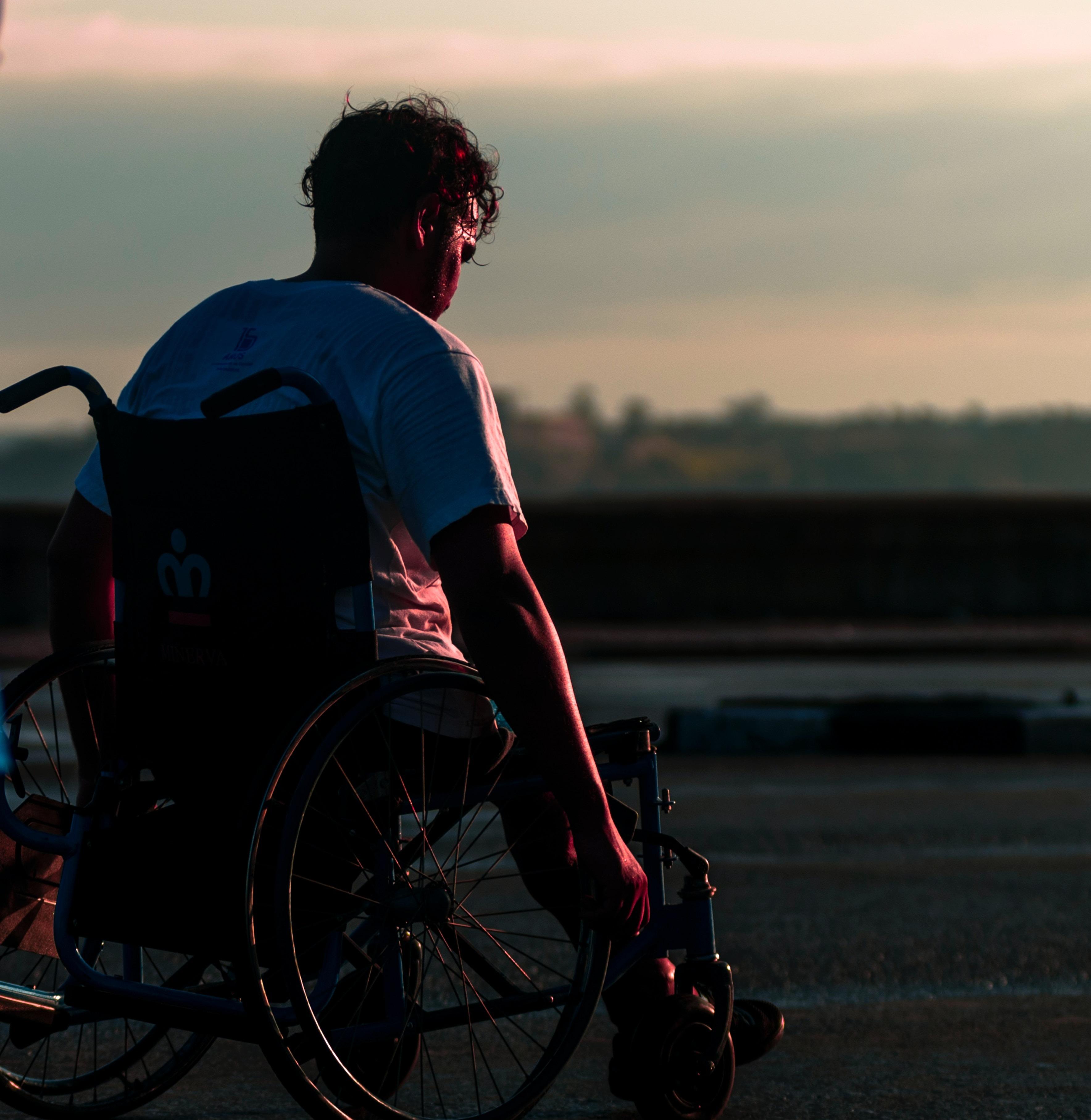 Почему люди с инвалидностью – безработные, и как это исправить? Объясняют общественники и предприниматели